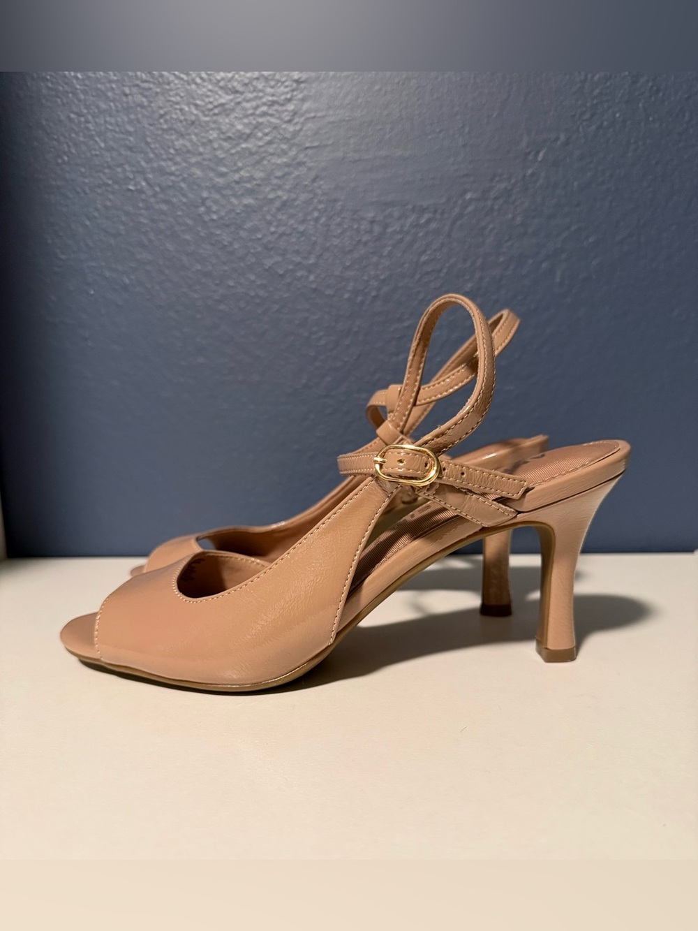 Anne Klein Jessica Peep Toe Nude Patent Slingback Heels Size 8